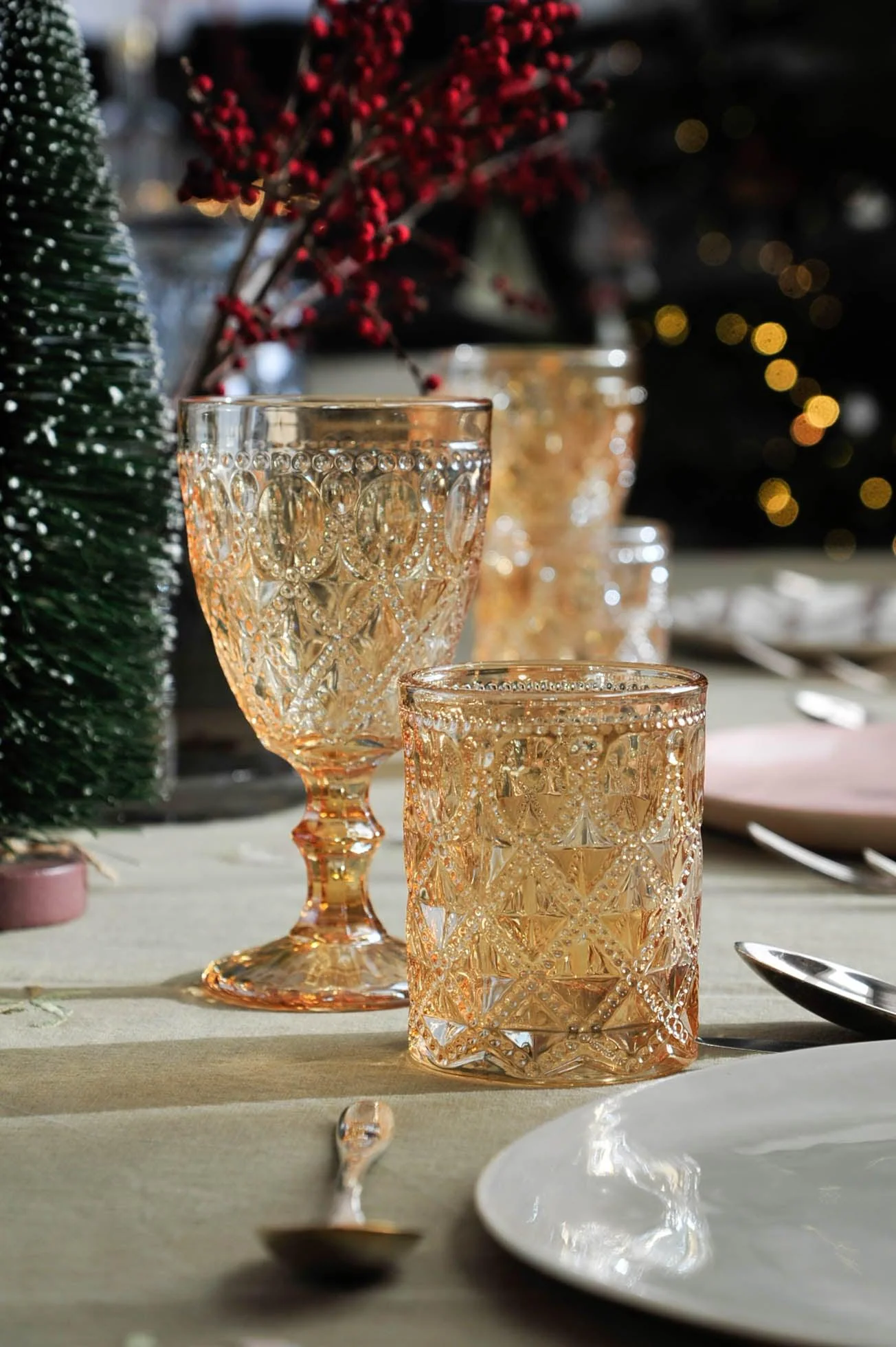 Set 4 pz. Bicchieri in vetro con decoro a rilievo 300 ml WD Lifestyle - Image 9